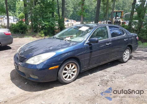 2002 Lexus Es 300 z USA, uszkodzony, nr VIN JTHBF30G525020660